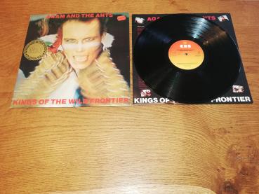 Adam And The Ants ‎– Kings Of The Wild Frontier 1980 CBS ‎– CBS 84549  Holländische Pressung VG+/VG+